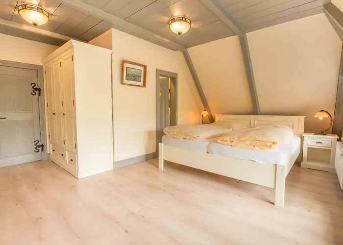 Friesenhaus Sara S1 *